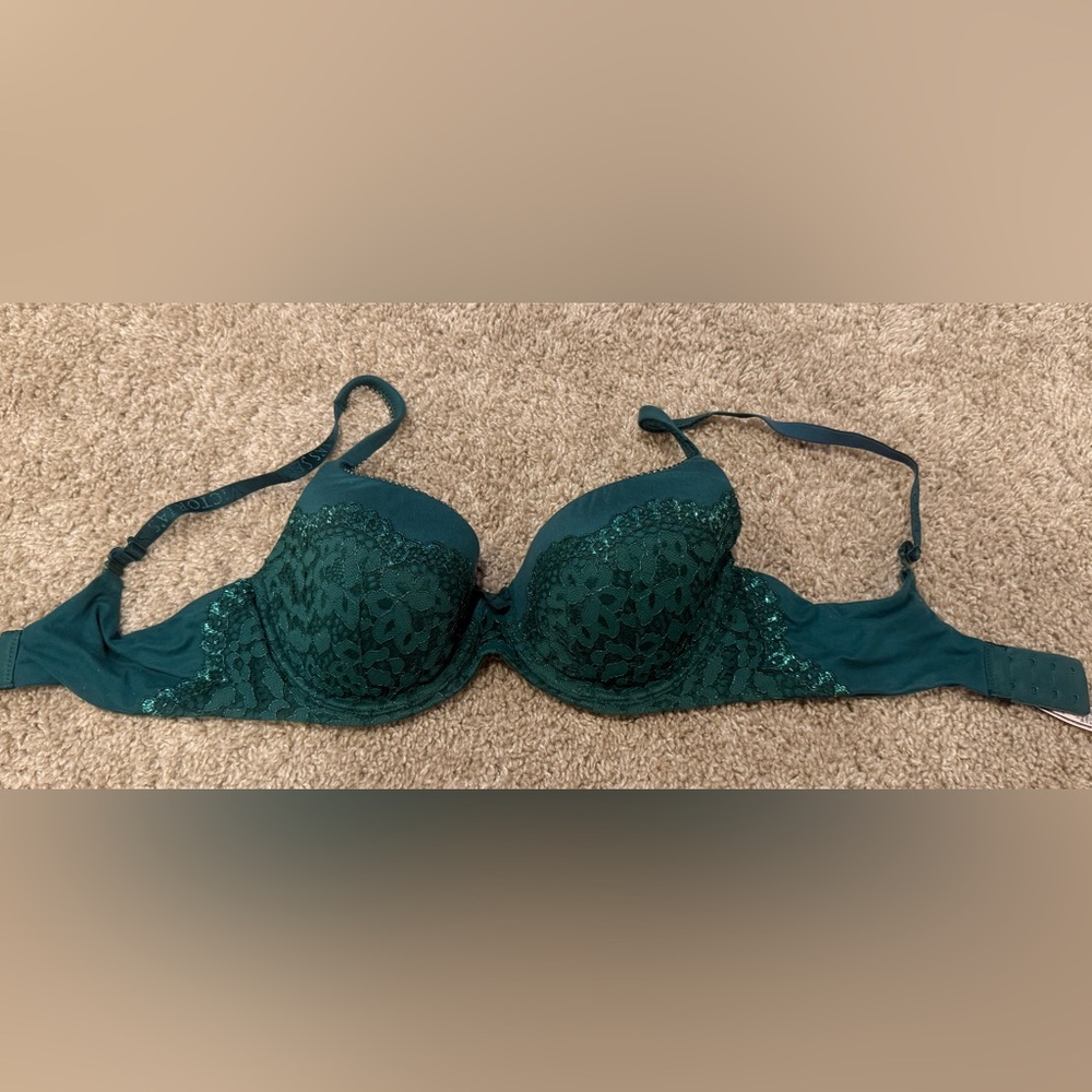 VICTORIA'S SECRET TEAL LACE OVERLAY UNDER-WIRE LINED DEMI BRA sz 34D